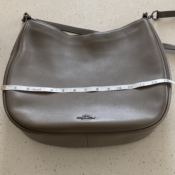 Coach Nomad crossbody - Picture 9 of 11